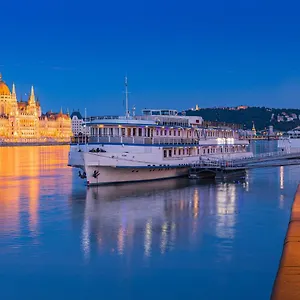 Bådhotel Grand Jules - Boat, Budapest