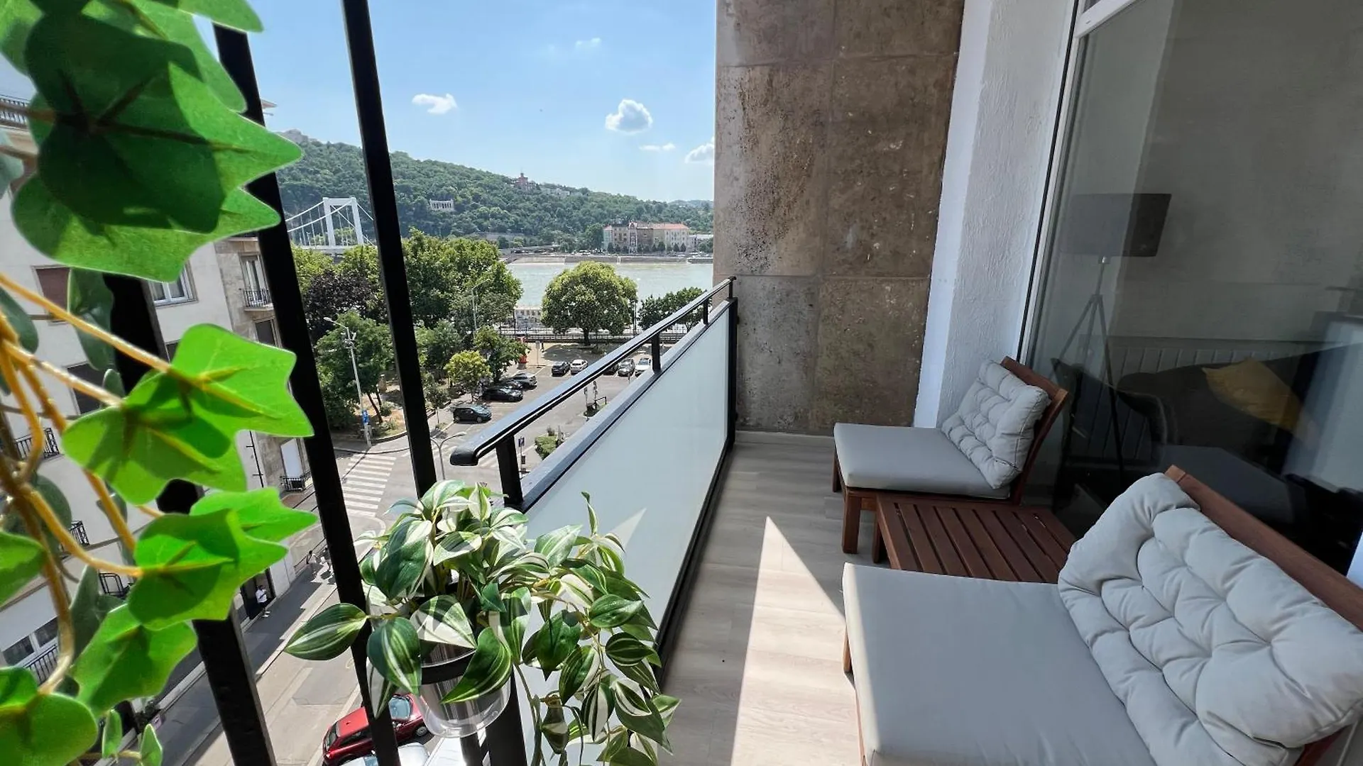 Golden Studio At Erzsebet Bridge Budapest 0*,  Ungarn